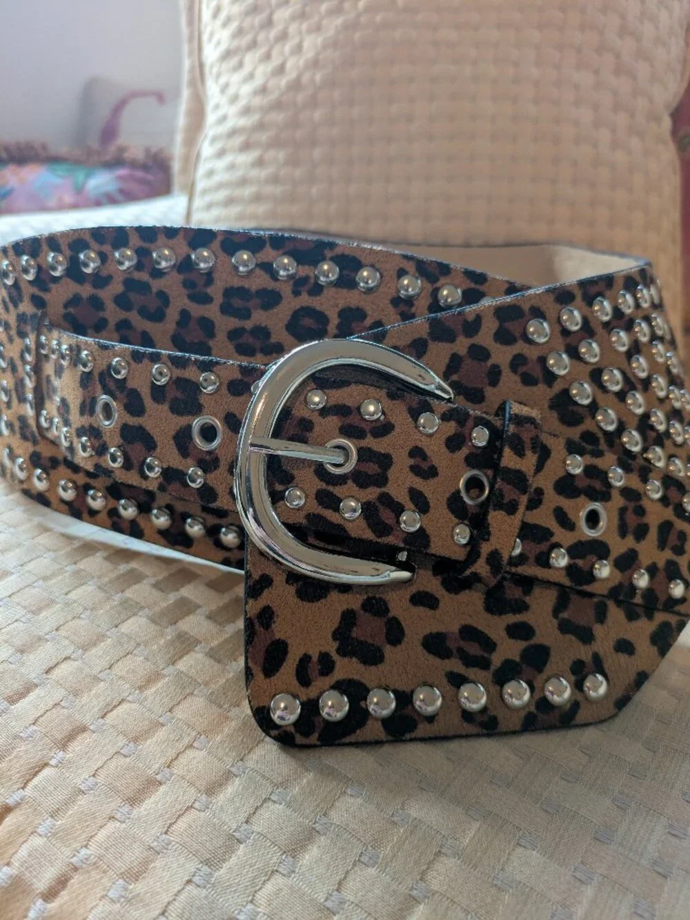 Y2K & Indie Style leopard print silver-tone buckle belt Size M.